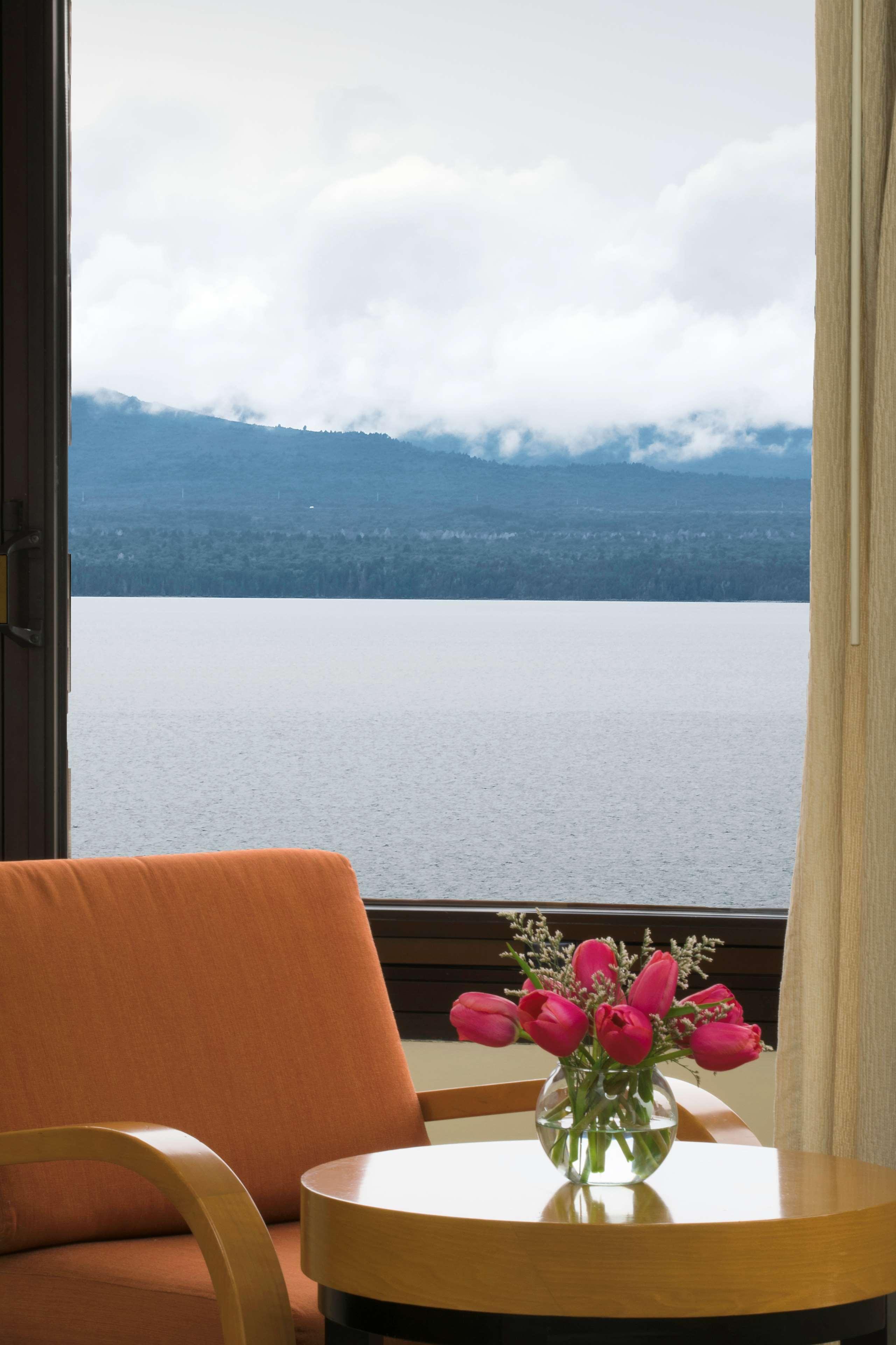 Nh Bariloche Edelweiss Hotel Exterior photo